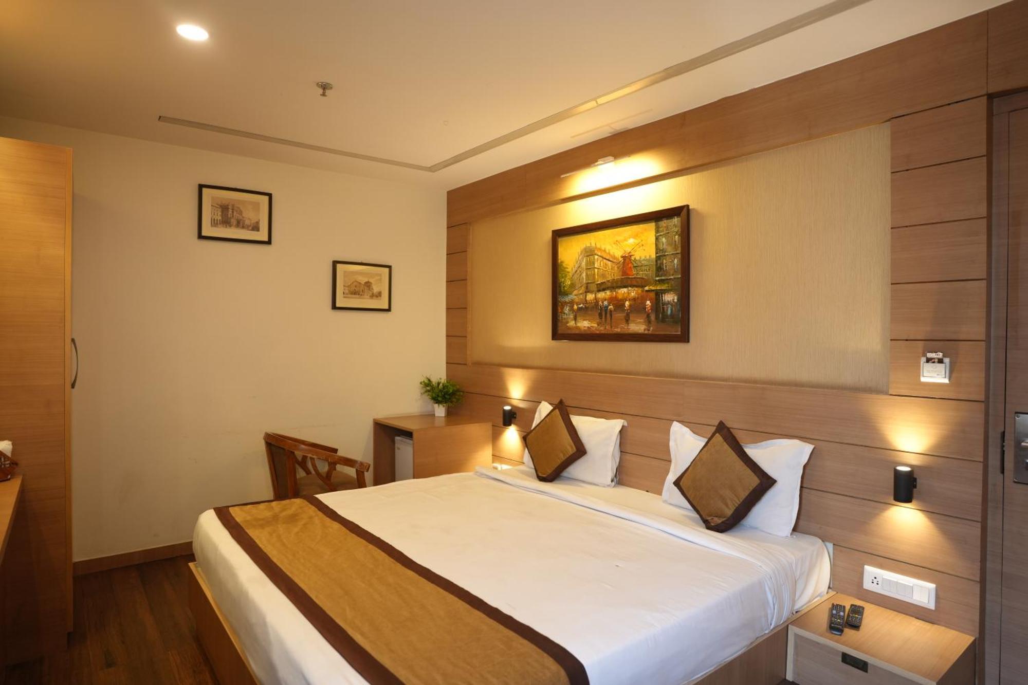Hotel Silkhouse Premier Danapur Exterior foto