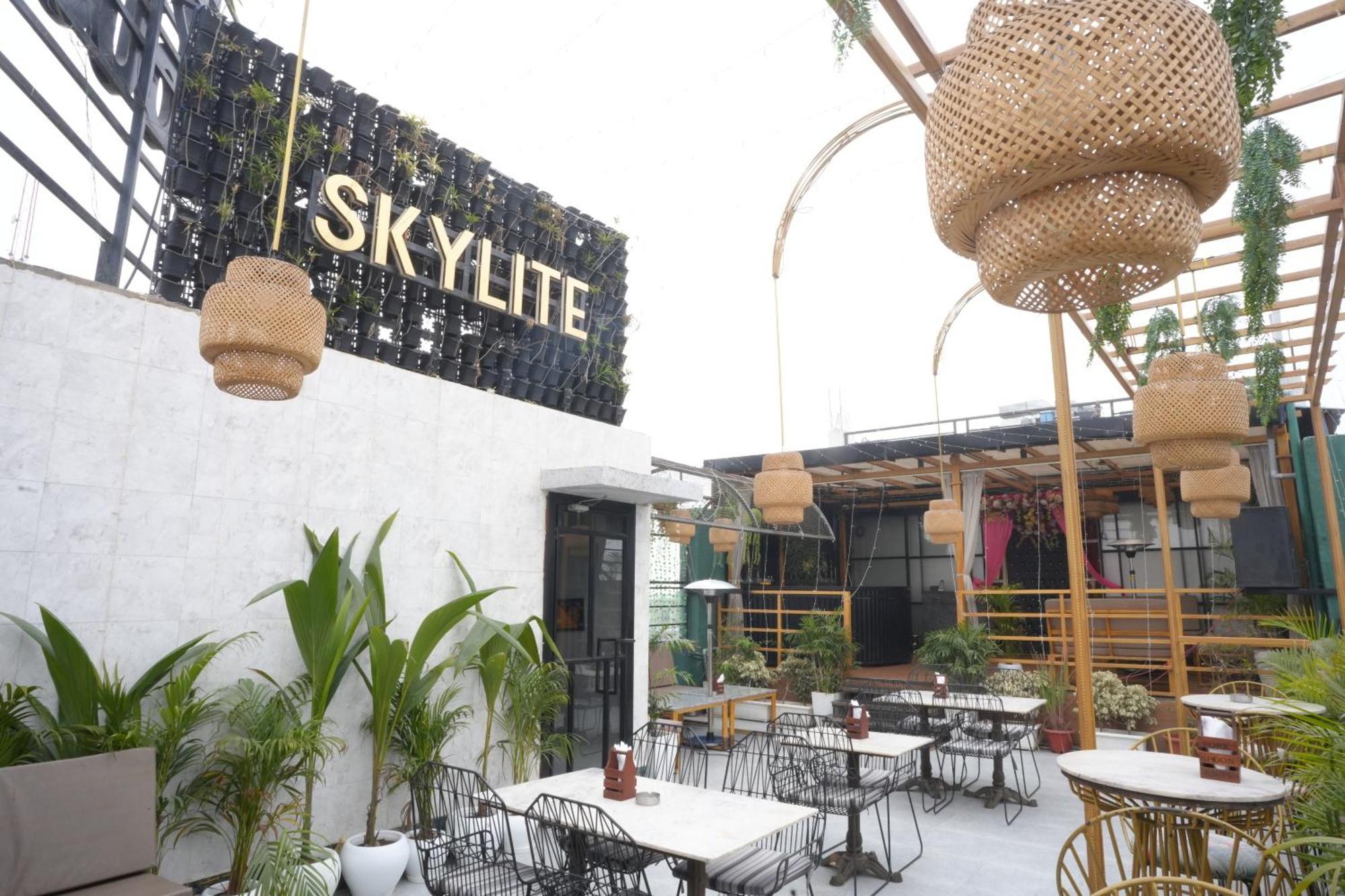 Hotel Silkhouse Premier Danapur Exterior foto